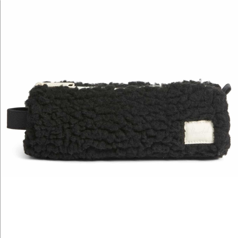NWT Herschel Black Bag Pencil Pouch cute back to school y2k 2000s fuzzy Sherpa